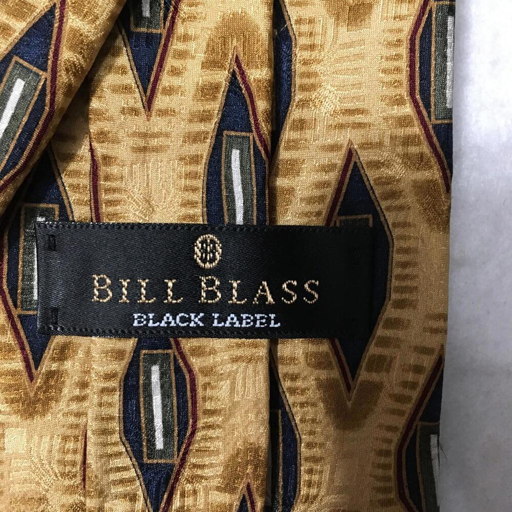 Bill Blass Tie Silk Diamond Geometric Gold Pattern View 2